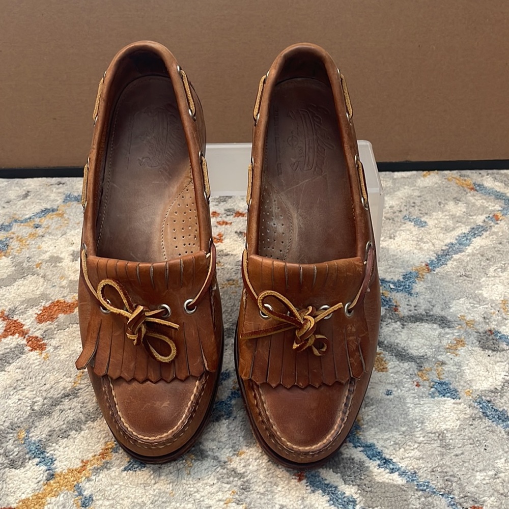 Men’s Tan Eastland Driving Shoes Moccasin Plain Leather Fringes Size 9.5